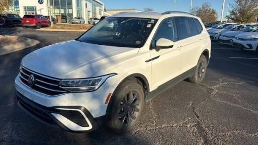 VOLKSWAGEN TIGUAN 4MOTION 2022 3VV2B7AX3NM021163 image